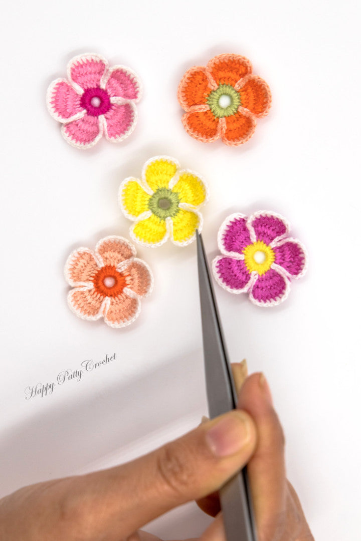 9 Flower Appliques