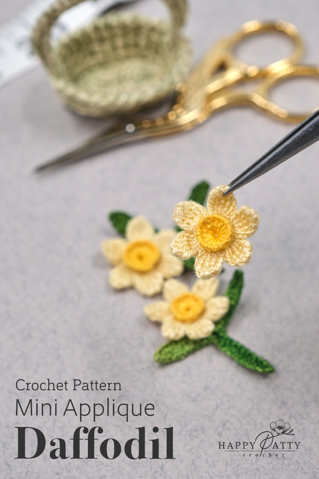 Crochet Mini Daffodil Applique Pattern - Crochet Flower Pattern for a Miniature Daffodil / Narcissus Applique